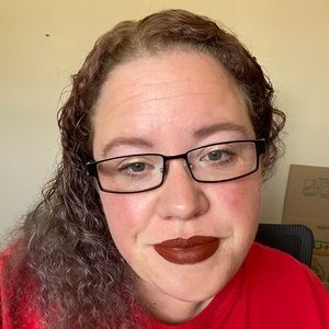 Meet your Posher, Corrine